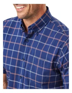 Casual Madras Check Short Sleeve Shirt In Navy -Urban Edge Clothing Sales 930702070 3 720x928
